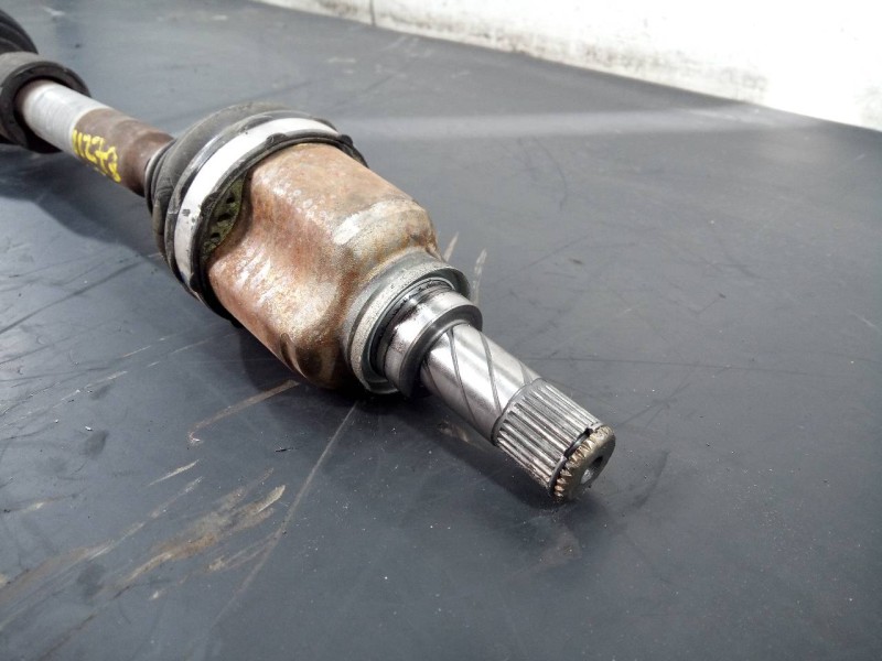 Recambio de transmision delantera izquierda para renault megane iv berlina 5p limited referencia OEM IAM 391010195R  P1-B6-43