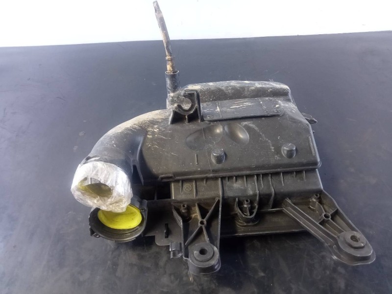 Recambio de filtro aire para peugeot 308 access referencia OEM IAM 9673061080 1039257 P2-B3-4