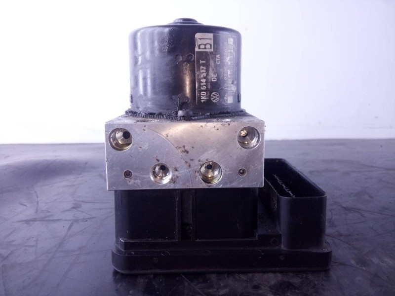 Recambio de abs para volkswagen touran (1t2) advance referencia OEM IAM 1K0614517T 1K0907379AA P3-B8-17-3