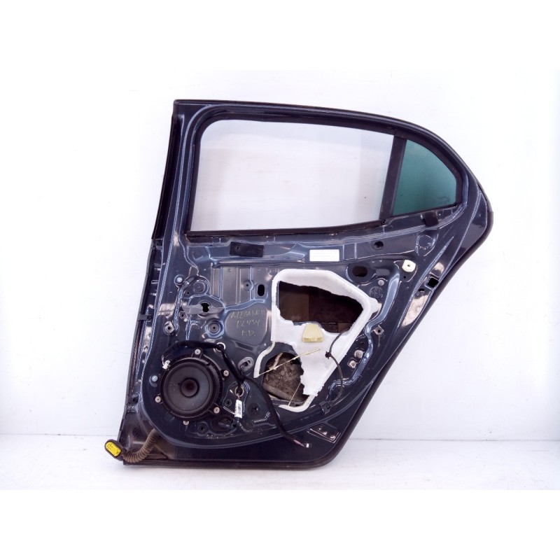Recambio de puerta trasera derecha para renault megane iv berlina 5p life referencia OEM IAM   E4-B3-8