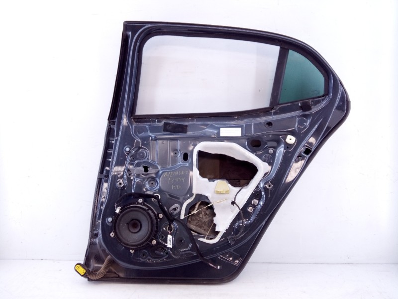 Recambio de puerta trasera derecha para renault megane iv berlina 5p life referencia OEM IAM   E4-B3-8