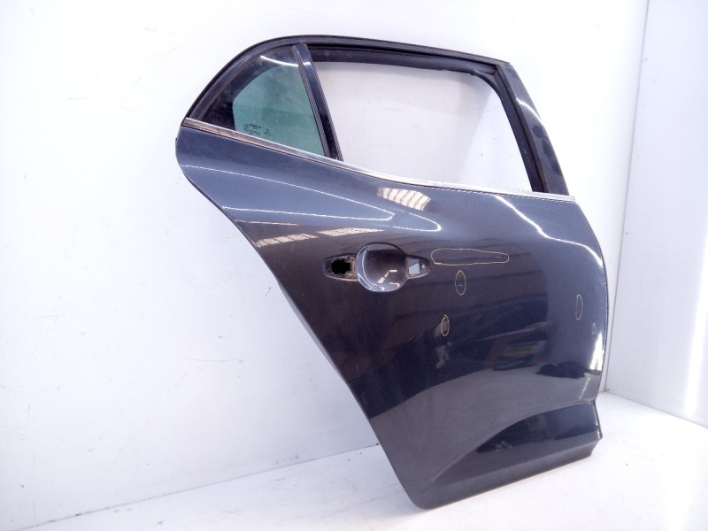 Recambio de puerta trasera derecha para renault megane iv berlina 5p life referencia OEM IAM   E4-B3-8