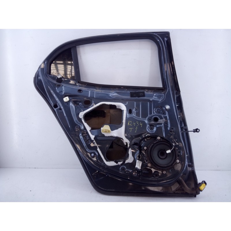 Recambio de puerta trasera izquierda para renault megane iv berlina 5p life referencia OEM IAM   E4-A3-10