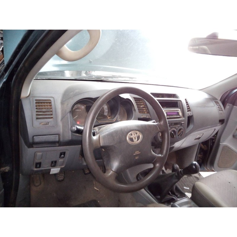 Recambio de salpicadero para toyota hilux (kun) double cab 4x4 referencia OEM IAM   