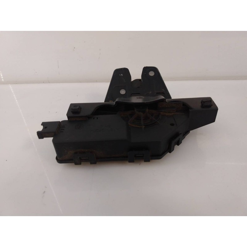 Recambio de cerradura maletero / porton para bmw serie 3 berlina (e90) 318d referencia OEM IAM 7840617  E1-A3-39-1