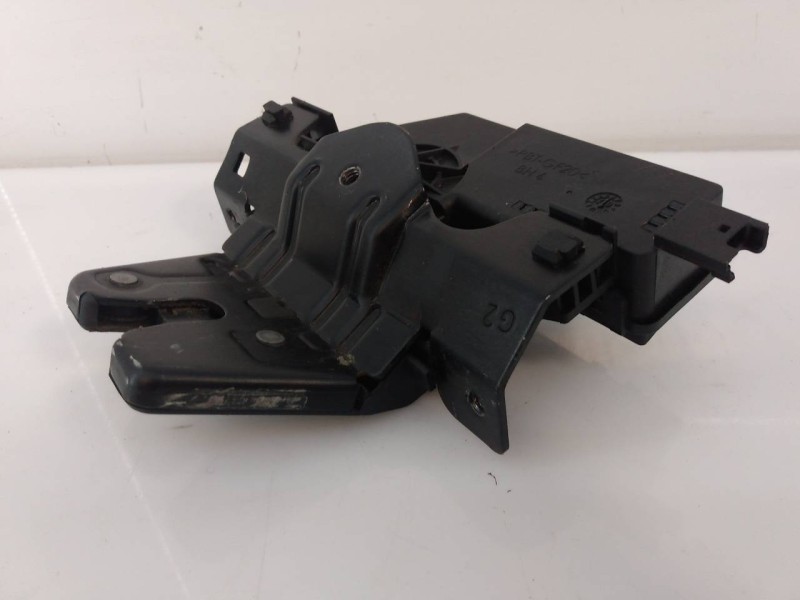 Recambio de cerradura maletero / porton para bmw serie 3 berlina (e90) 318d referencia OEM IAM 7840617  E1-A3-39-1