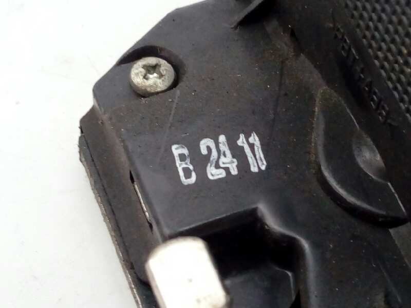 Recambio de cerradura puerta trasera derecha para toyota verso advance referencia OEM IAM B2411  E2-B4-30-1