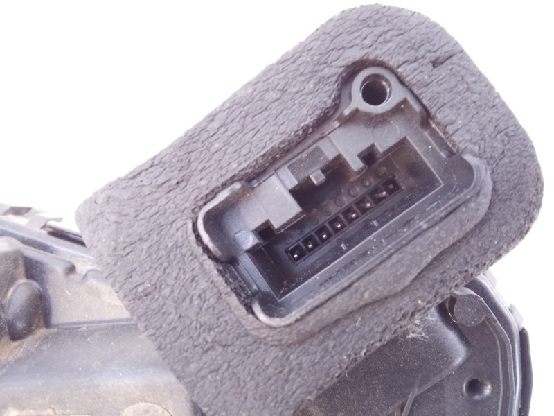 Recambio de cerradura puerta trasera derecha para volkswagen tiguan advance bmt referencia OEM IAM 5NA839016E  E1-A5-43-1