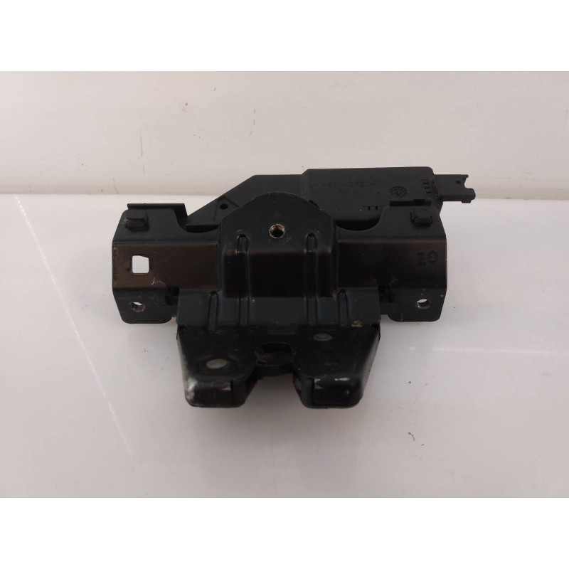 Recambio de cerradura maletero / porton para bmw serie 3 berlina (e90) 318d referencia OEM IAM 7840617  E1-A3-39-1