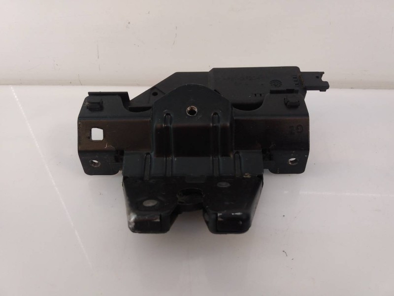 Recambio de cerradura maletero / porton para bmw serie 3 berlina (e90) 318d referencia OEM IAM 7840617  E1-A3-39-1