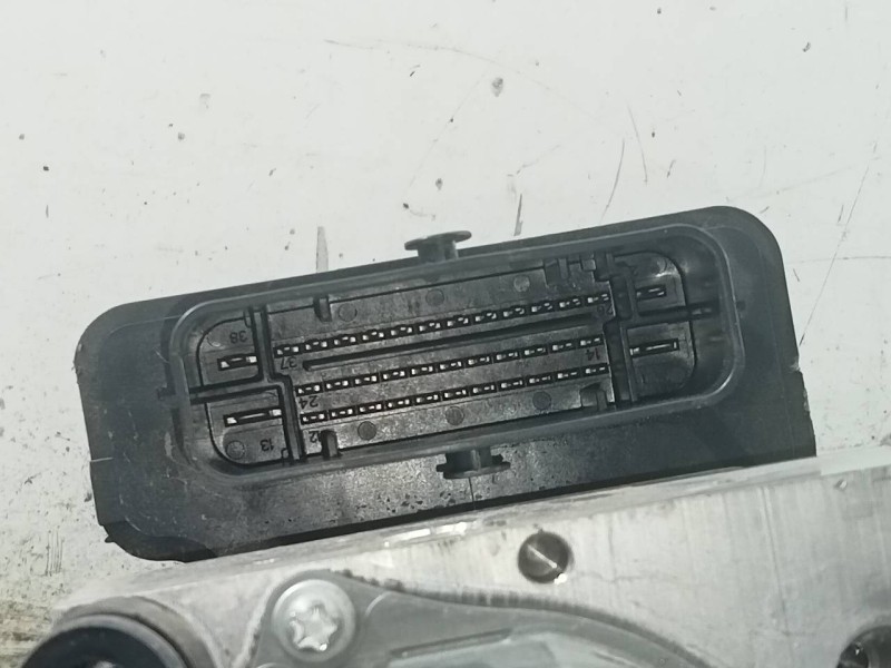 Recambio de abs para dacia sandero ambiance referencia OEM IAM 476605492R  P3-A8-2-4