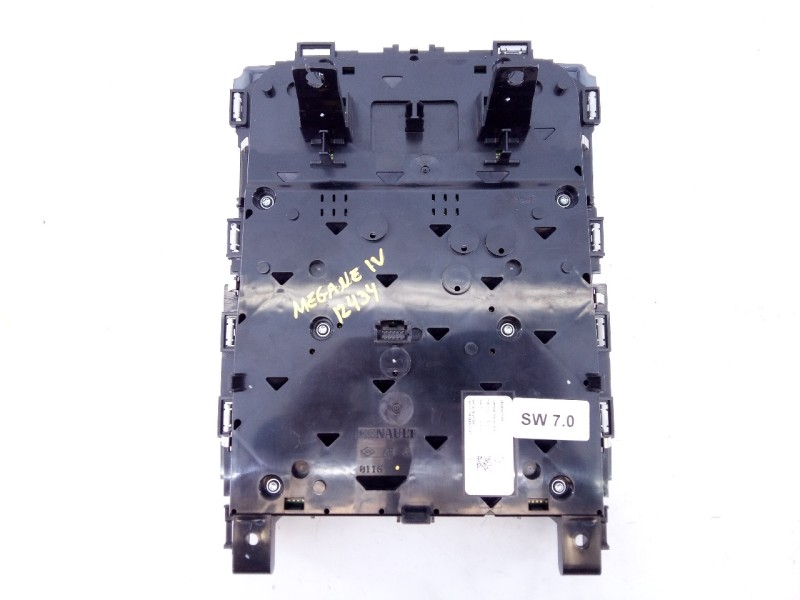 Recambio de sistema audio / radio cd para renault megane iv berlina 5p life referencia OEM IAM 280900715R  E2-A1-45-3