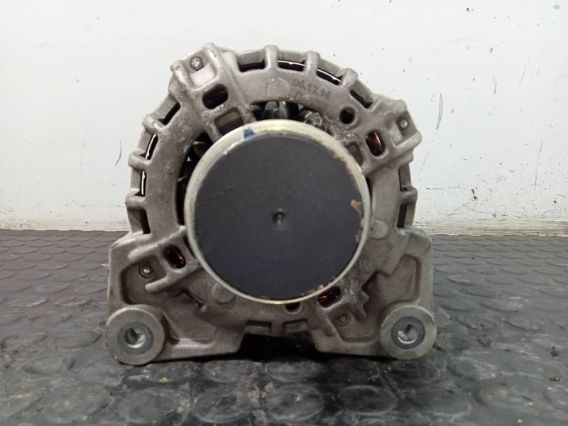 Recambio de alternador para dacia sandero ambiance referencia OEM IAM 231008386R F000BL0457 P3-A5-2-2