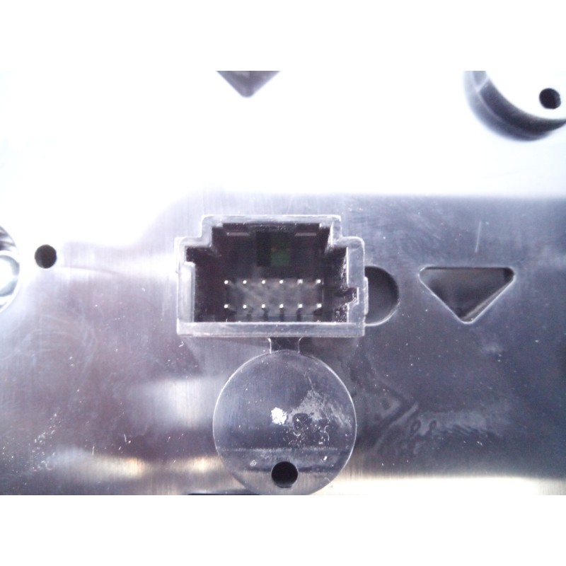 Recambio de sistema audio / radio cd para renault megane iv berlina 5p life referencia OEM IAM 280900715R  E2-A1-45-3