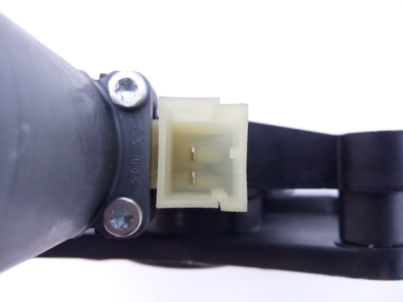 Recambio de elevalunas delantero derecho para volkswagen tiguan advance bmt referencia OEM IAM 5Q0959801C  E1-A5-35-1