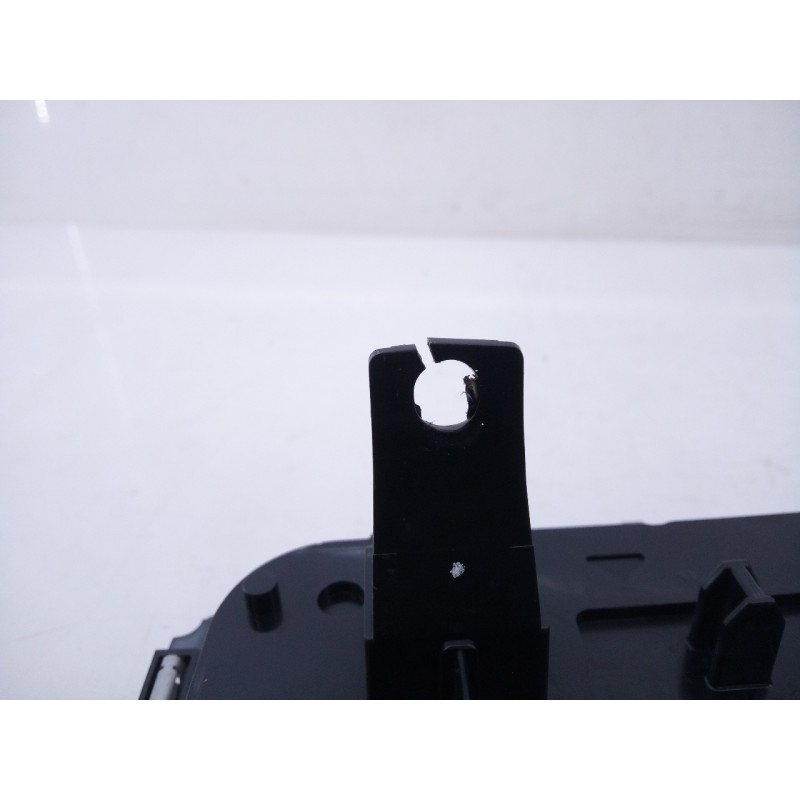 Recambio de sistema audio / radio cd para renault megane iv berlina 5p life referencia OEM IAM 280900715R  E2-A1-45-3