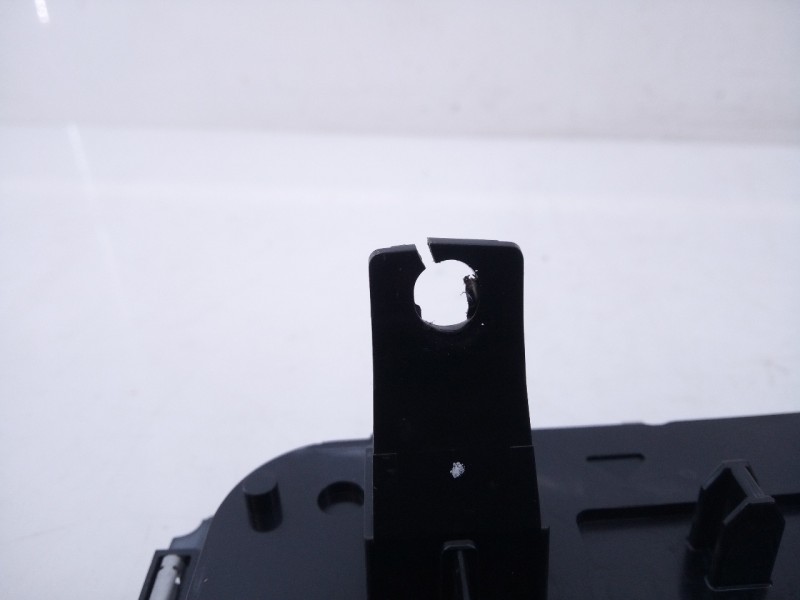 Recambio de sistema audio / radio cd para renault megane iv berlina 5p life referencia OEM IAM 280900715R  E2-A1-45-3