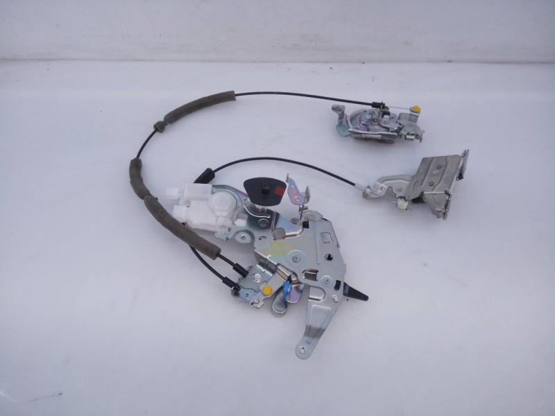 Recambio de cerradura puerta trasera izquierda para dacia dokker ambiance referencia OEM IAM   E1-A1-36-1