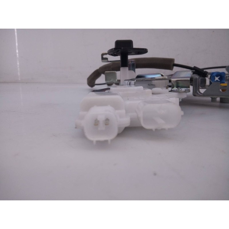 Recambio de cerradura puerta trasera izquierda para dacia dokker ambiance referencia OEM IAM   E1-A1-36-1