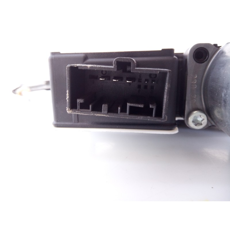 Recambio de elevalunas trasero derecho para volkswagen tiguan advance bmt referencia OEM IAM 5Q0959408E  E1-A5-40-1