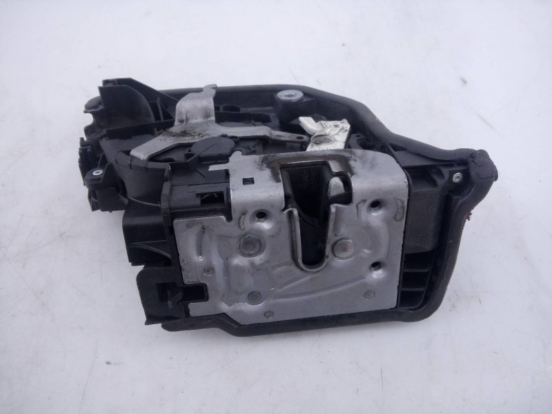 Recambio de cerradura puerta trasera derecha para bmw serie 2 active tourer (f45) 218d luxury line referencia OEM IAM 728194009 