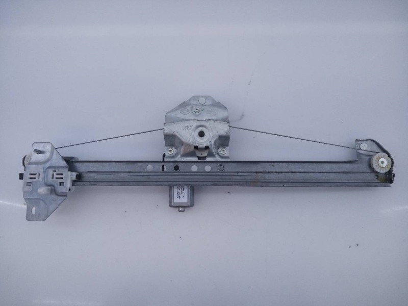 Recambio de elevalunas delantero derecho para dacia dokker ambiance referencia OEM IAM 128001471B 9030319C E1-A1-32-2