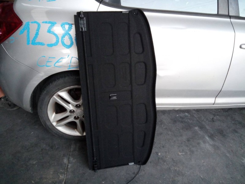 Recambio de bandeja trasera para kia cee´d active referencia OEM IAM   