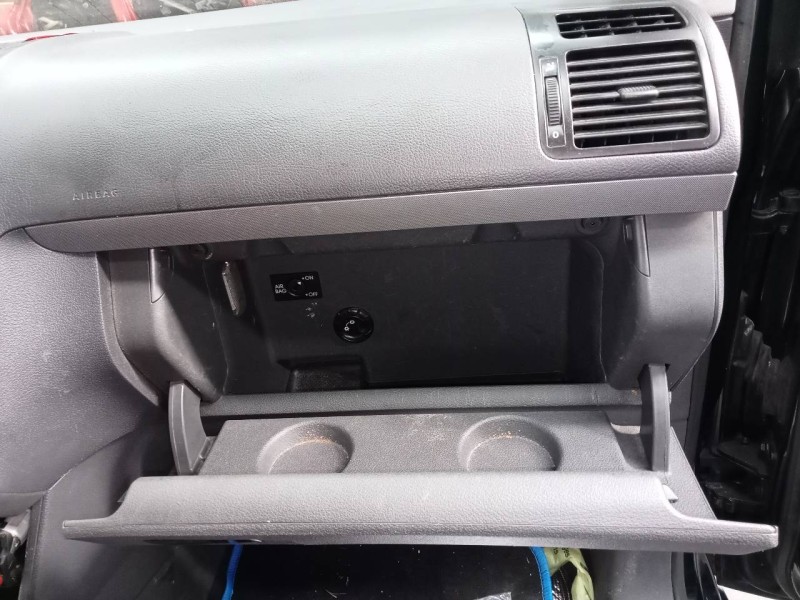 Recambio de guantera para volkswagen touran (1t2) advance referencia OEM IAM   
