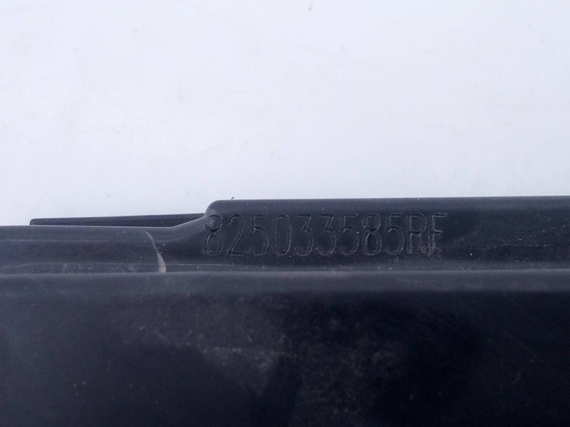 Recambio de cerradura puerta trasera izquierda para dacia sandero ambiance referencia OEM IAM 8725033585RF  E1-A1-36-2