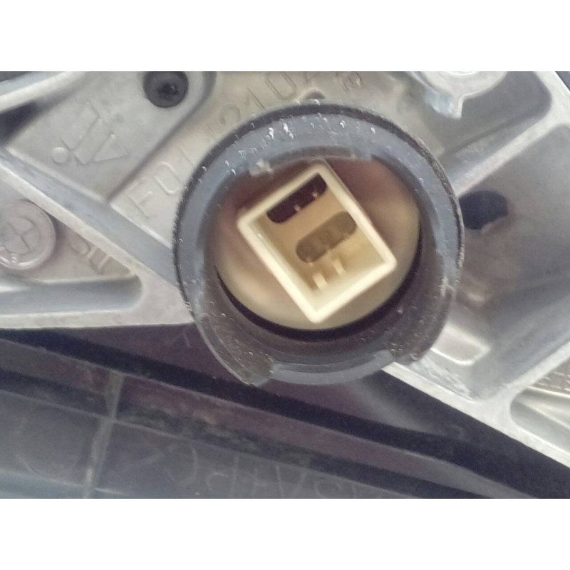 Recambio de retrovisor derecho electrico para bmw serie 3 berlina (e90) 318d referencia OEM IAM 010803  E1-A3-2-1