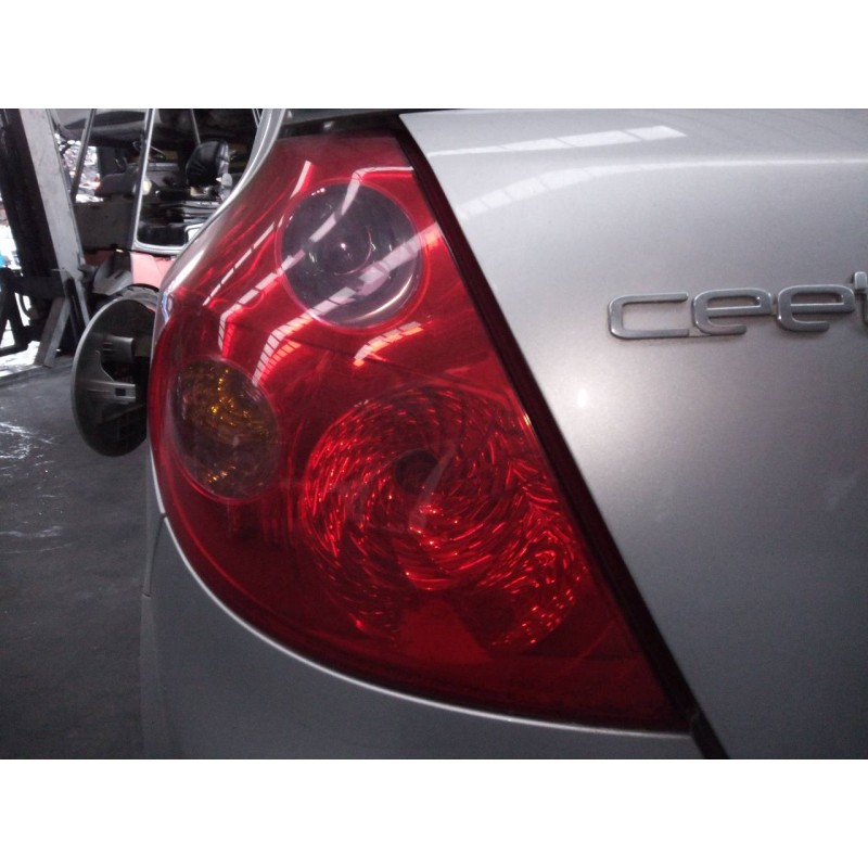 Recambio de piloto trasero izquierdo para kia cee´d active referencia OEM IAM   