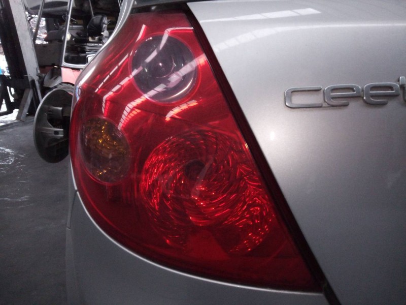 Recambio de piloto trasero izquierdo para kia cee´d active referencia OEM IAM   