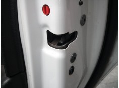 CERRADURA PUERTA TRASERA DERECHA 