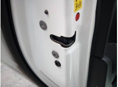 CERRADURA PUERTA TRASERA IZQUIERDA 