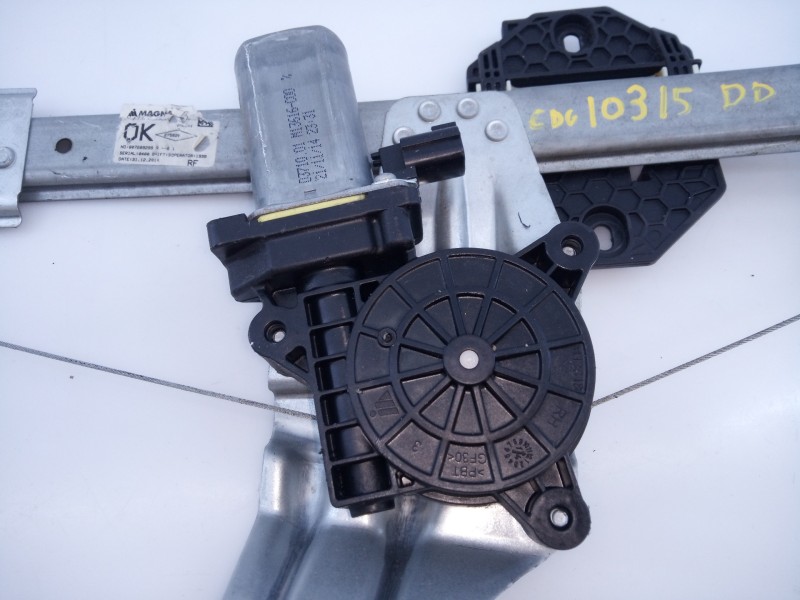 Recambio de elevalunas delantero derecho para dacia sandero ambiance referencia OEM IAM   E1-A1-12-2