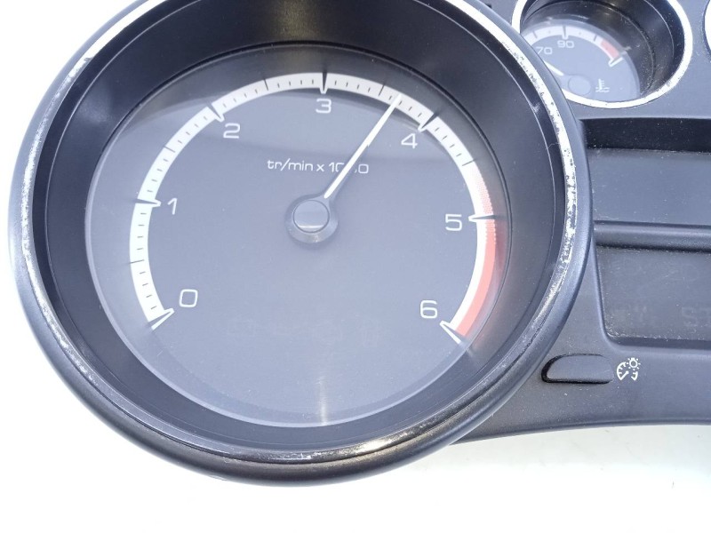 Recambio de cuadro instrumentos para peugeot 308 access referencia OEM IAM 9666642180 503001550321 E3-B2-24-4
