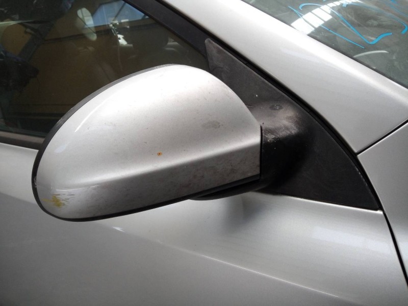 Recambio de retrovisor derecho electrico para kia cee´d active referencia OEM IAM   