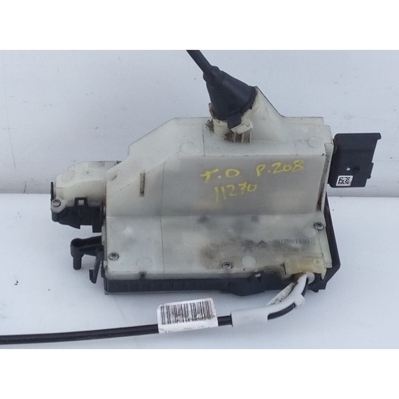 Recambio de cerradura puerta trasera derecha para peugeot 208 style referencia OEM IAM 9812501180  E1-A4-52-2