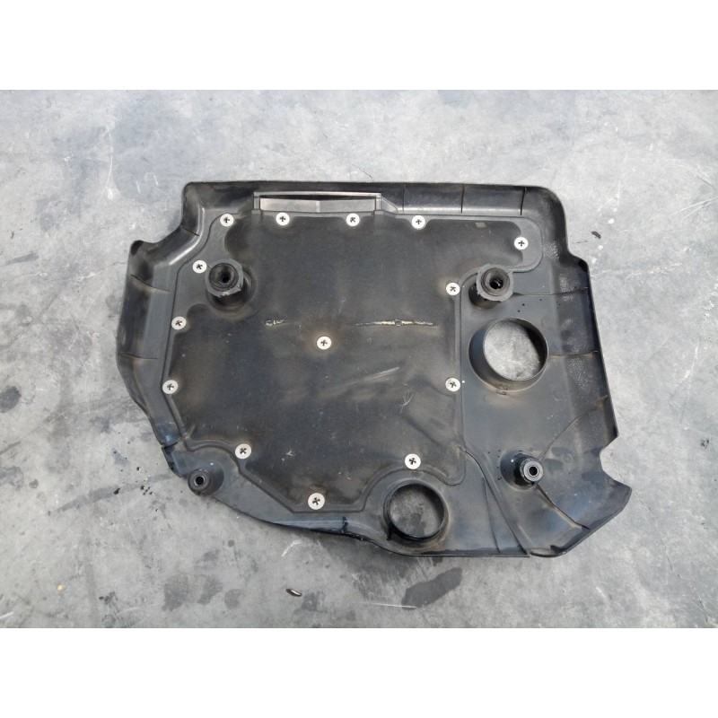 Recambio de tapa motor para kia cee´d active referencia OEM IAM   