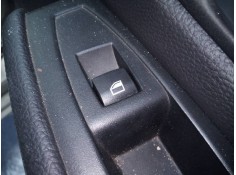 MANDO ELEVALUNAS DELANTERO DERECHO 