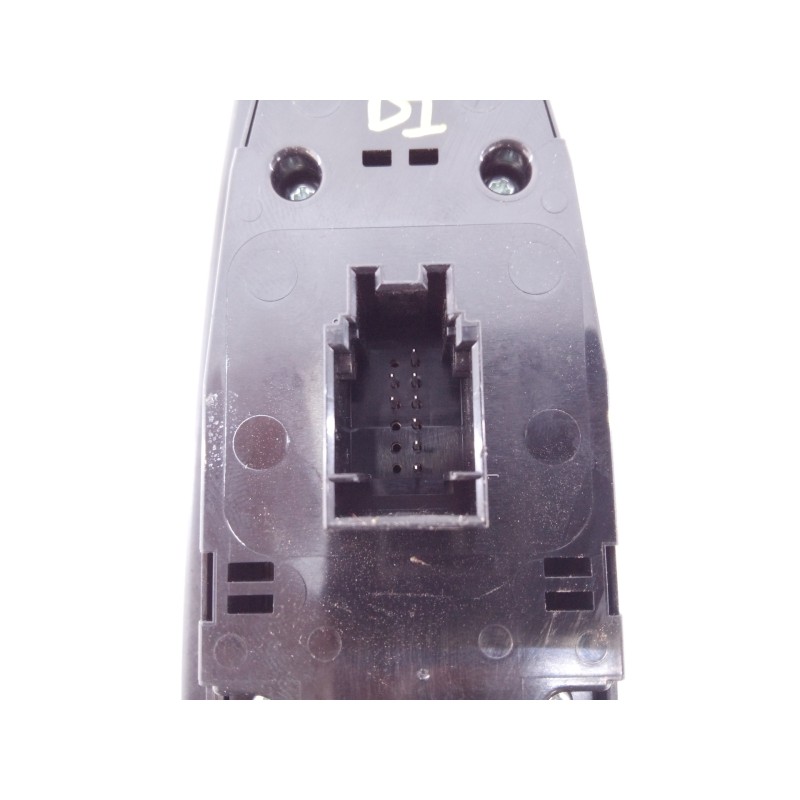 Recambio de mando elevalunas delantero izquierdo para bmw serie 2 active tourer (f45) 218d luxury line referencia OEM IAM 929734