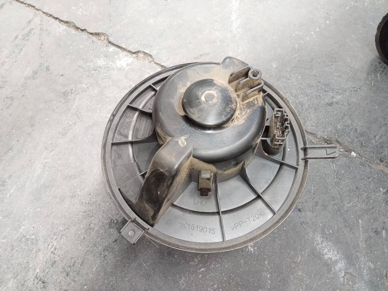 Recambio de ventilador calefaccion para volkswagen touran (1t2) advance referencia OEM IAM 1K1819015  