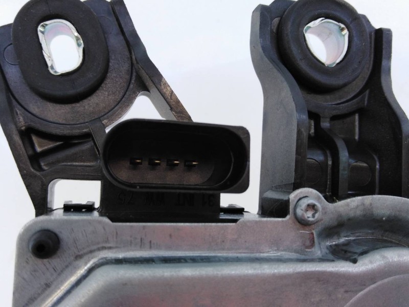 Recambio de motor limpia trasero para volkswagen tiguan (5n2) t1 bluemotion referencia OEM IAM 5N0955711B W000002310 E1-B6-28-1