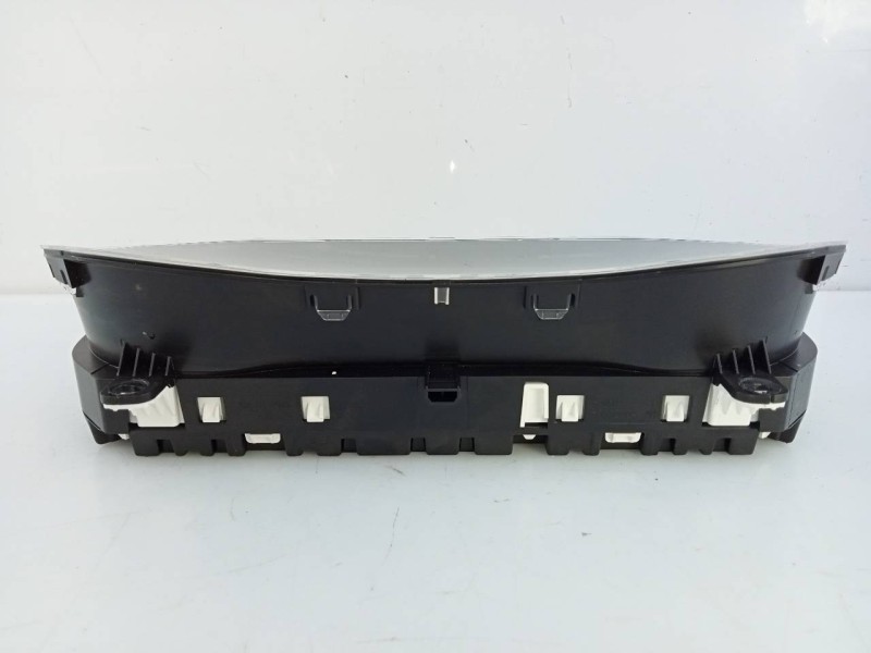Recambio de cuadro instrumentos para dacia duster ii prestige referencia OEM IAM 248106508R A2C11457210127115 E2-A1-13-8