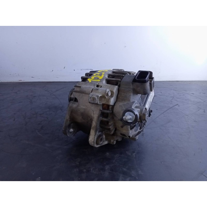 Recambio de alternador para kia cee´d active referencia OEM IAM 373002A500 TG12C033 P3-A5-24-3