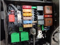 Recambio de caja reles / fusibles para opel corsa f cosmos referencia OEM IAM 9804848480   2