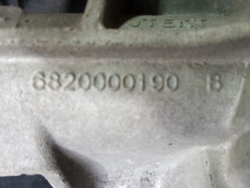 Recambio de cremallera direccion para peugeot 208 style referencia OEM IAM 1542678265 6820000190 P1-B8-18