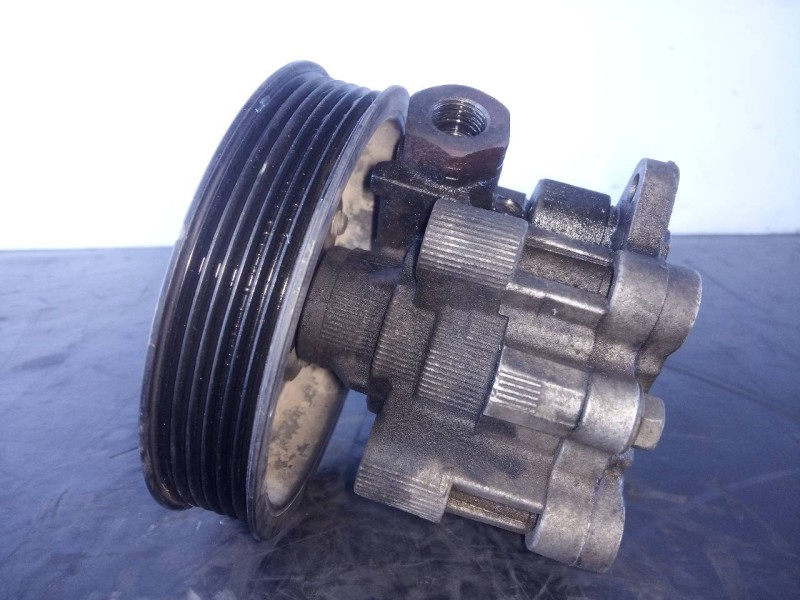 Recambio de bomba direccion para dodge nitro se referencia OEM IAM   P3-B4-12-2