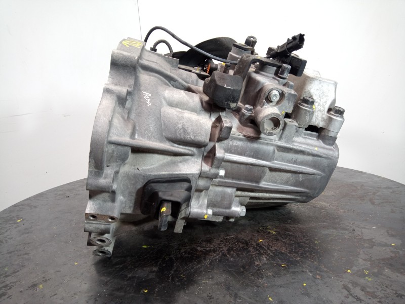 Recambio de caja cambios para kia cee´d active referencia OEM IAM S71767 386012 M1-A3-104
