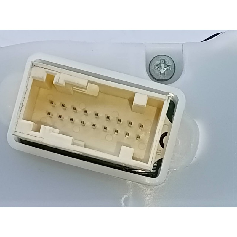 Recambio de cuadro instrumentos para peugeot 208 style referencia OEM IAM 982262118000  E3-B2-30-4